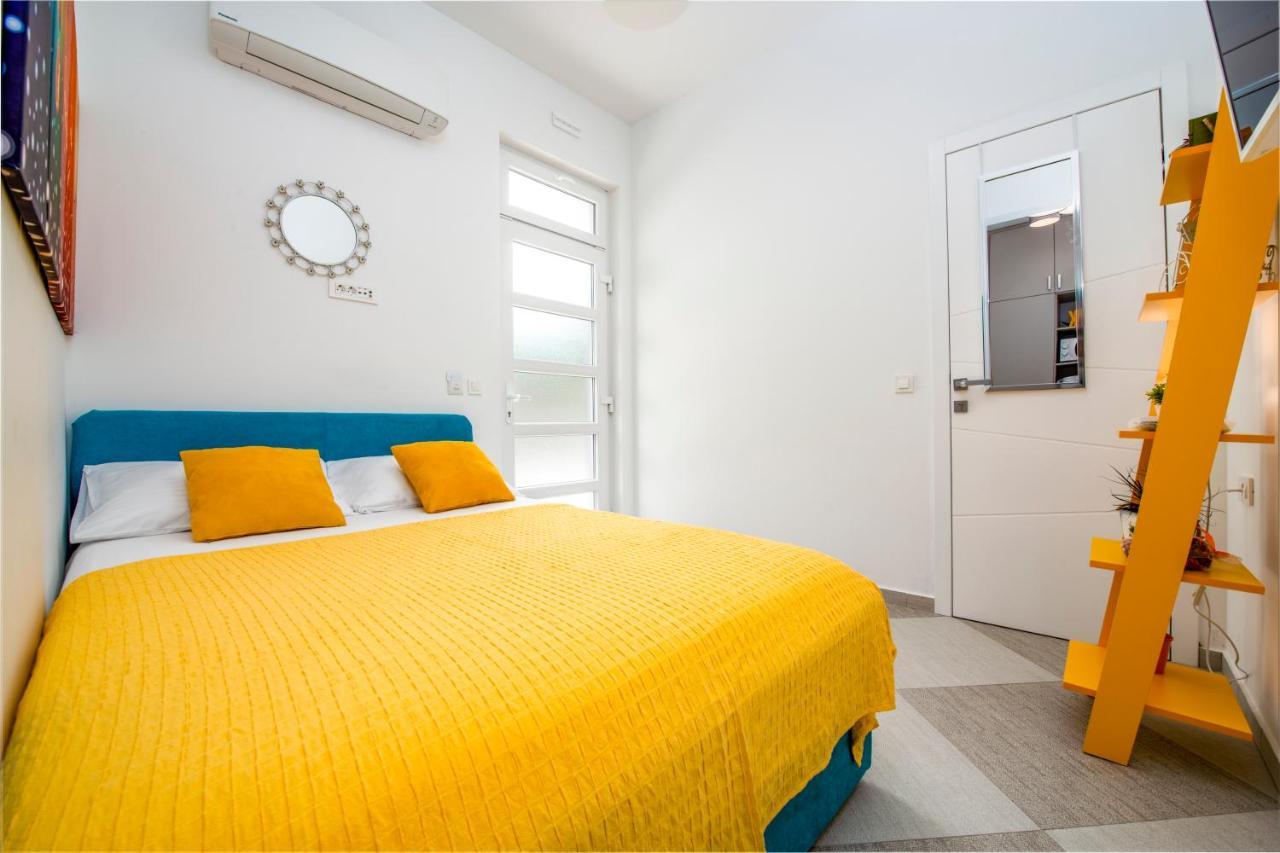 Free Parking Marli 4 - Room With Private Entrance - Dubrovnik Bagian luar foto